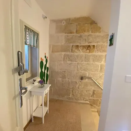 Racconti Di Pietra Alojamento de Acomodação e Pequeno-almoço 4*