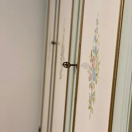 Alojamento de Acomodação e Pequeno-almoço Racconti Di Pietra 4*