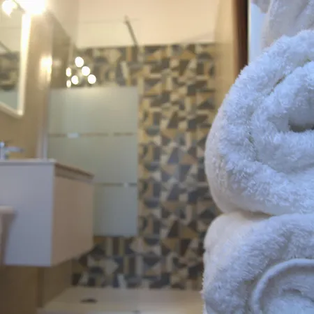 Alojamento de Acomodação e Pequeno-almoço Racconti Di Pietra 4*